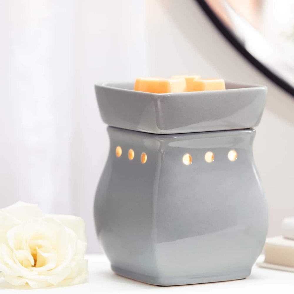 NEW IN BOX - Scentsy Warmer